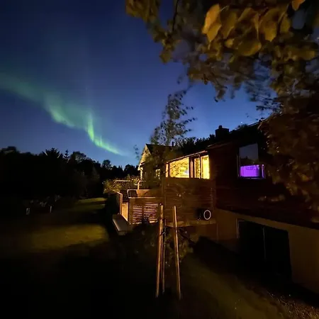 Arctic Retreat - Lovely Next To Amazing Nature Apartment Tromso