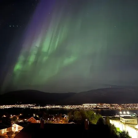 Arctic Retreat - Lovely Next To Amazing Nature Apartment Tromso