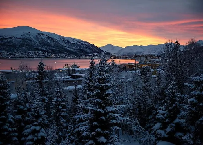 Arctic Retreat - Lovely Next To Amazing Nature * Tromsø